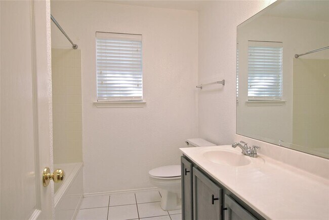 Building Photo - 1401 Haley Gray Dr