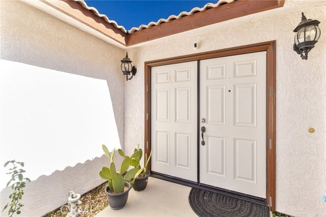 Building Photo - 64109 Doral Dr