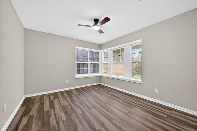 Building Photo - 12307 Gambit Dr