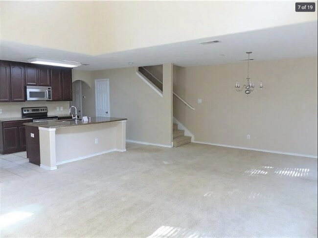 Building Photo - 5405 Crimson Oaks Dr