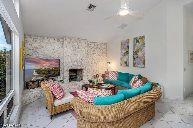 Building Photo - 720 Turkey Oak Ln