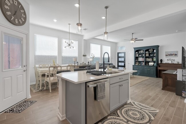 Building Photo - 212 Cider Gum Pl