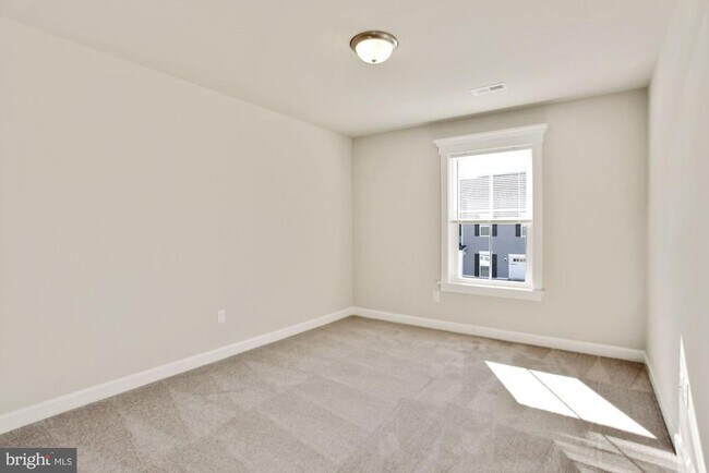 Building Photo - 5625 Finley Rose Ct