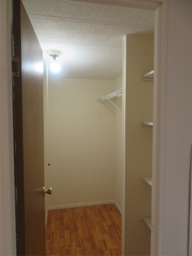 Building Photo - 14209 E Ravine Run