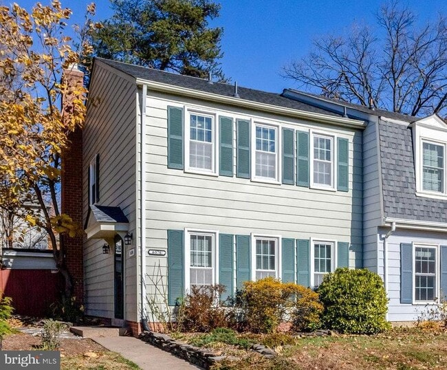 Building Photo - 6576 Yadkin Ct