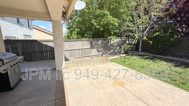 Building Photo - 565 Connemaras Ct