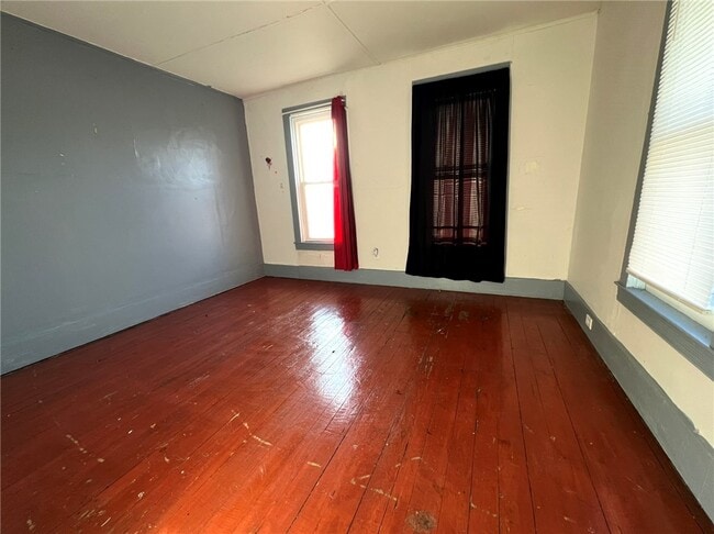 Building Photo - 411 Herrick St