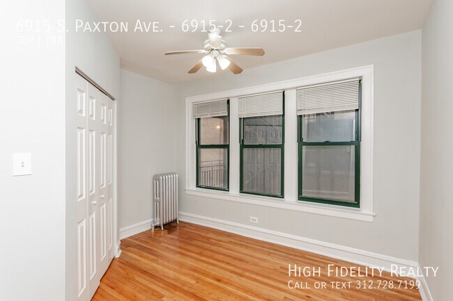 Building Photo - 6915 S Paxton Ave