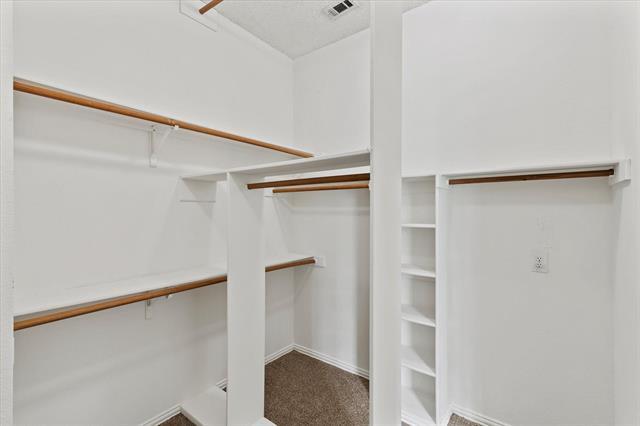 Building Photo - 892 Brentwood Dr