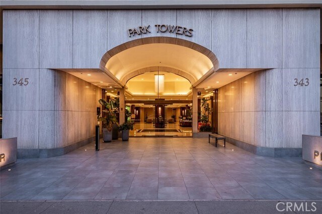 Building Photo - 345 Pioneer Dr