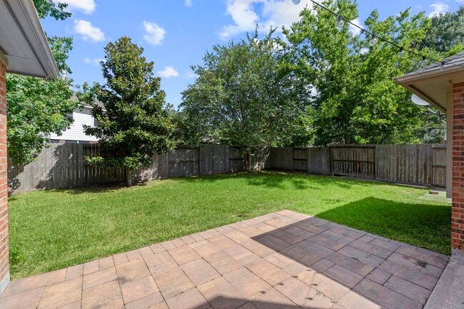 Building Photo - 530 Lockland Ln