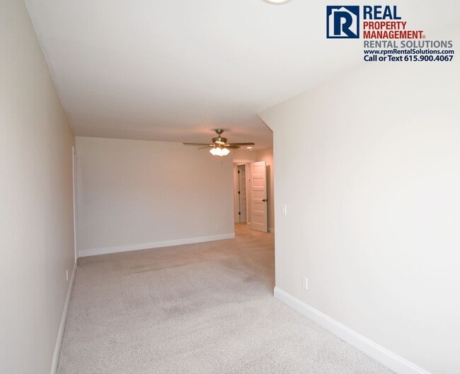 Building Photo - 3414 Pershing Dr