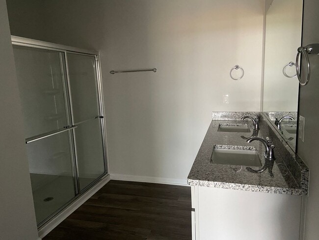 Building Photo - Welcome to your dream home in the heart of...