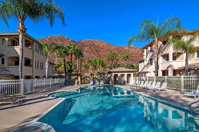 Building Photo - 3251 Dehesa Rd