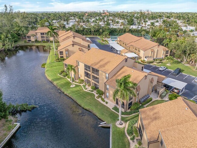 Building Photo - 15761 Windward Way Cir