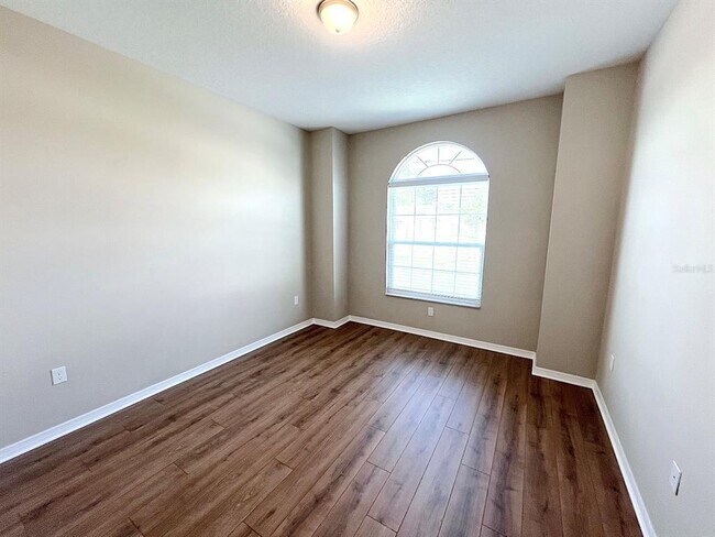 Building Photo - 37 Pine Croft Ln