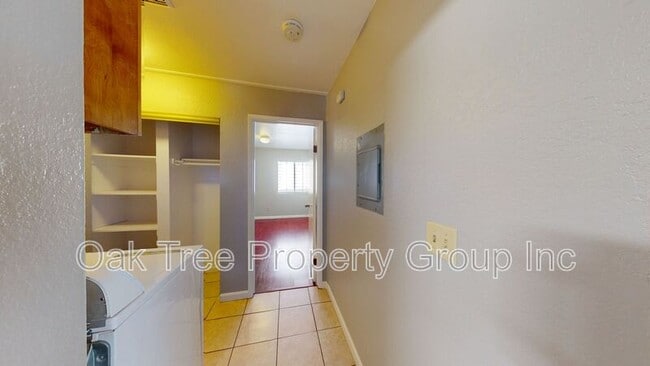 Building Photo - 2225 23rd Ave