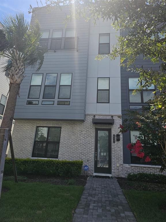 Primary Photo - 2332 Brix St