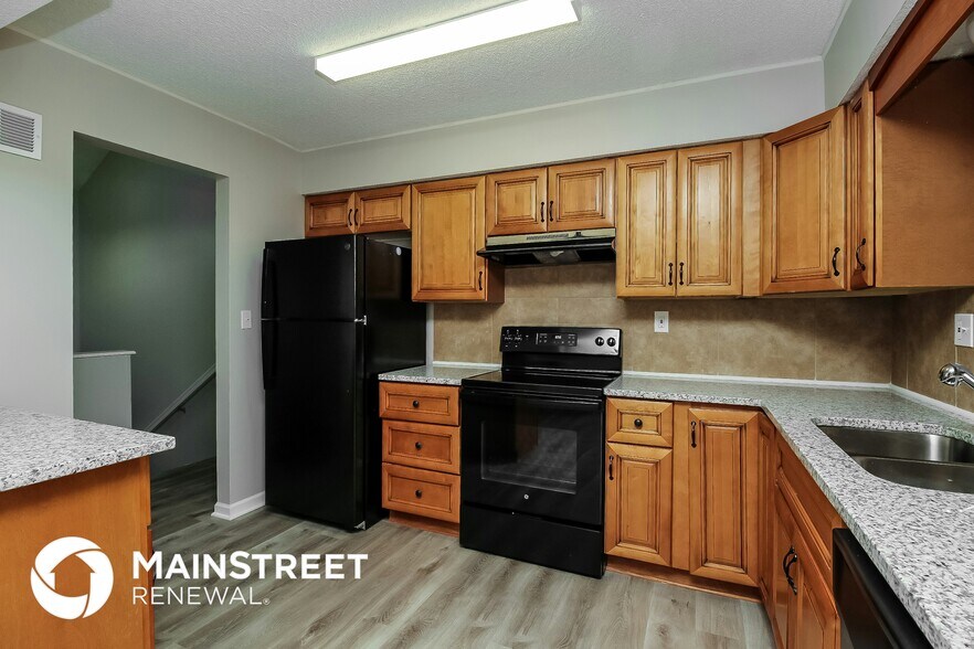 Building Photo - 6471 N Delta Ave