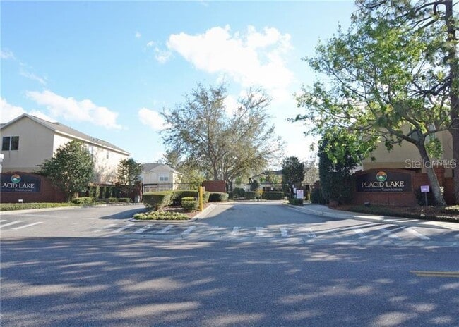 Building Photo - 423 Wilton Cir
