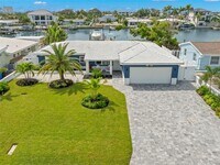 Building Photo - 7924 1st Ave S