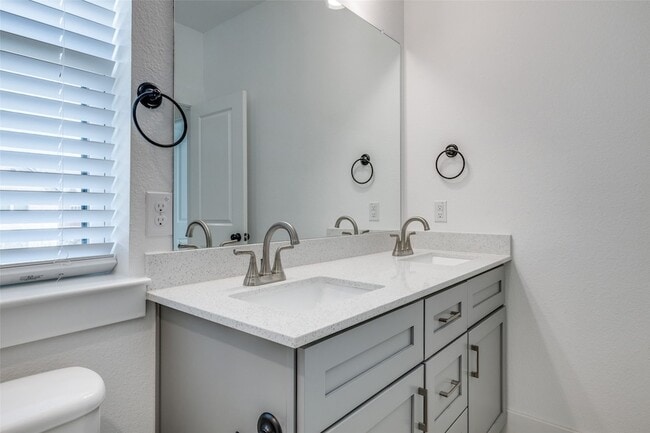 Building Photo - 830 Trace Hawk Ln