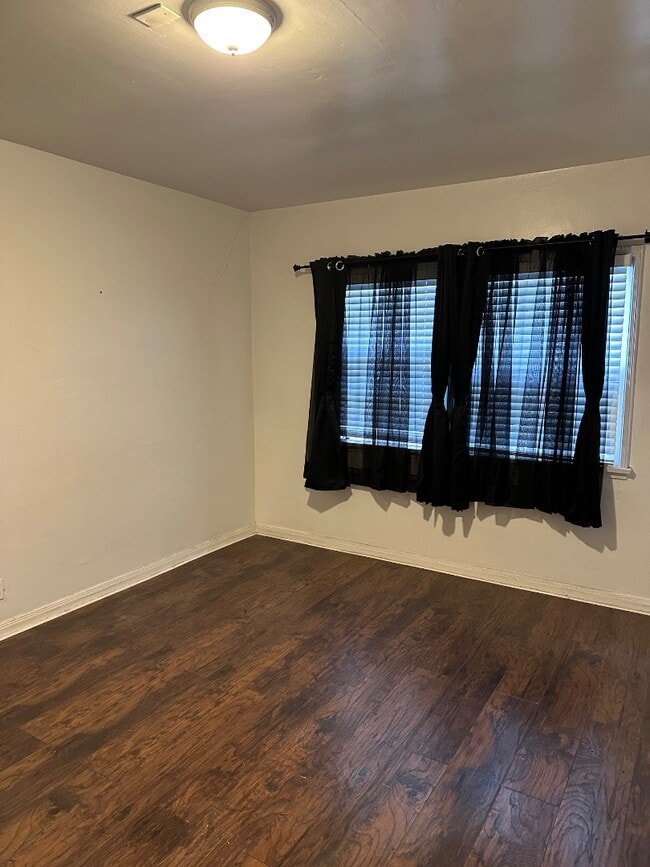 Building Photo - 4286 Leimert Blvd