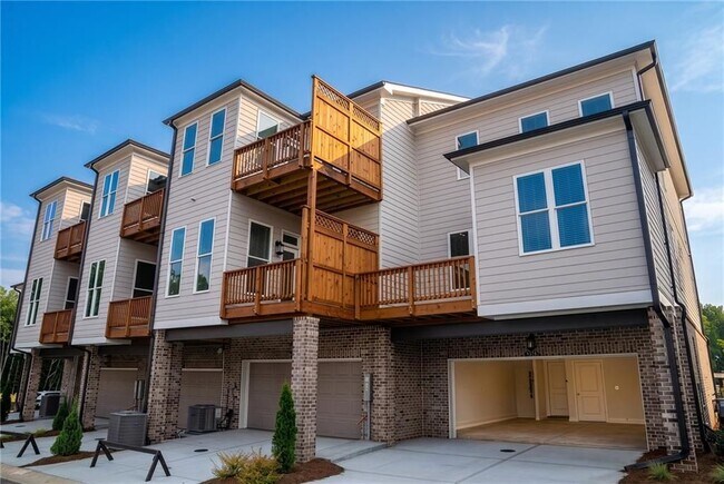 Building Photo - 1516 Westend Wy
