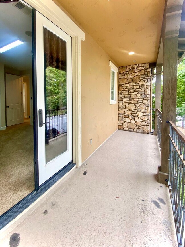 Building Photo - Dazzling 5-bedroom home in Fremont – Ardenwood Neighborhood!