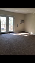 Building Photo - 312 Wilshire Dr