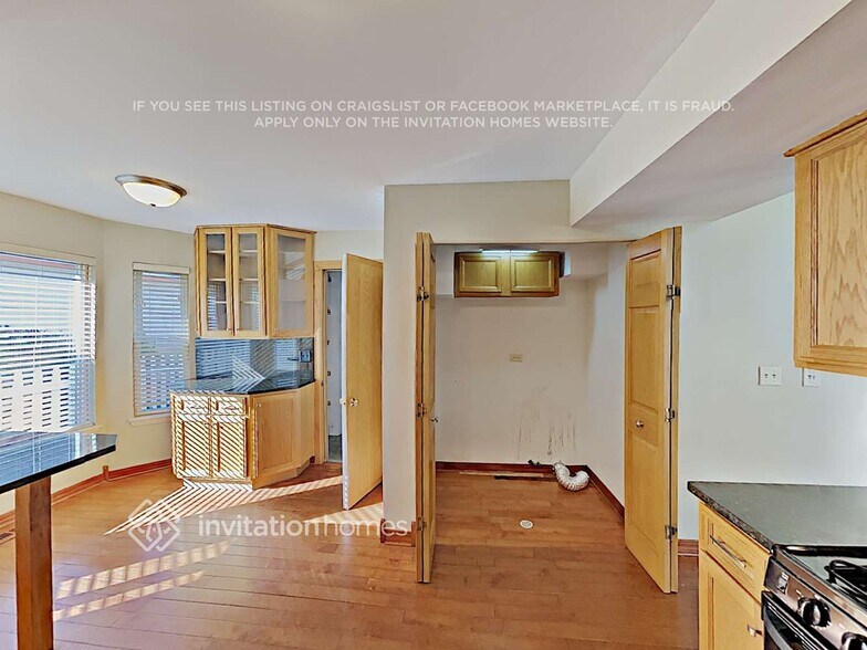 Building Photo - 463 Hadley Ct