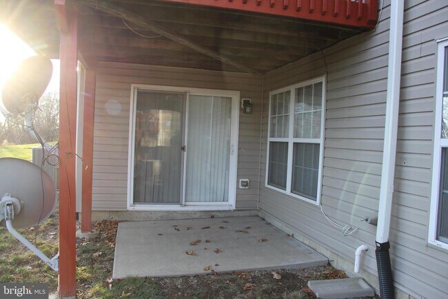 Building Photo - 506 Quincy St