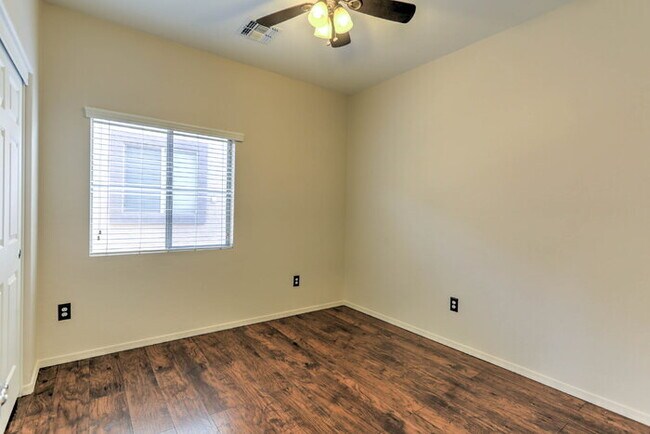 Building Photo - Rancho Sahuarita