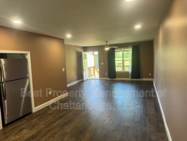 Building Photo - 385 Virginia St