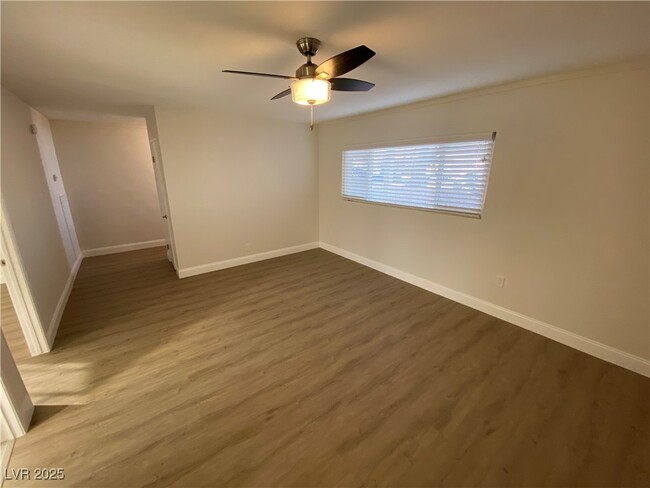 Building Photo - 7409 Bagdad Ct