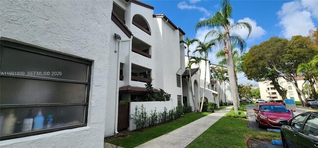 Building Photo - 9135 SW 125th Ave