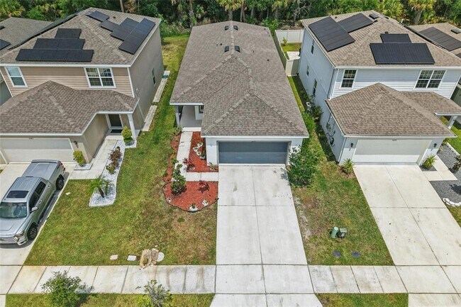 Building Photo - 5079 Royal Point Ave