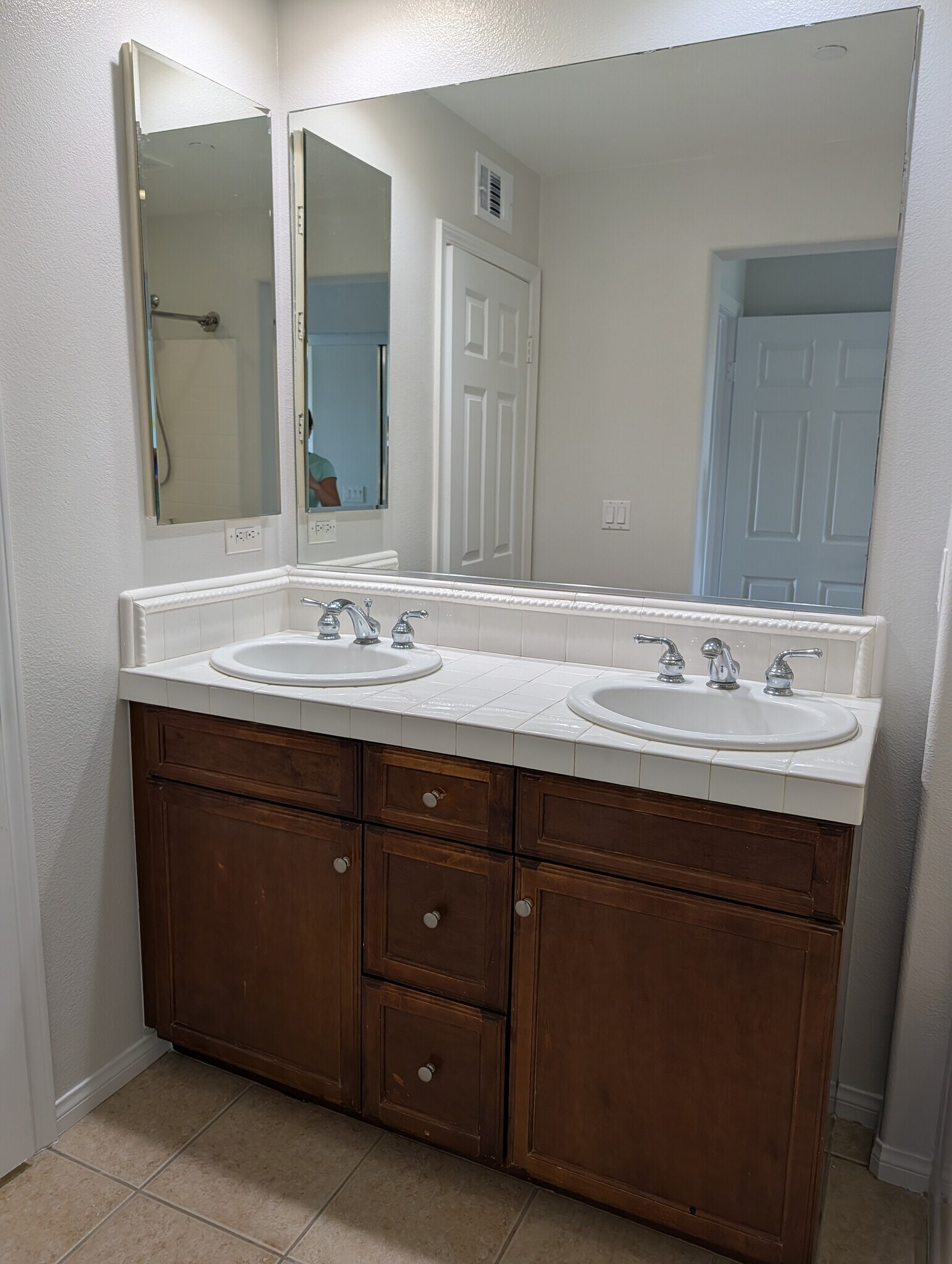 Building Photo - 1423 Abelia