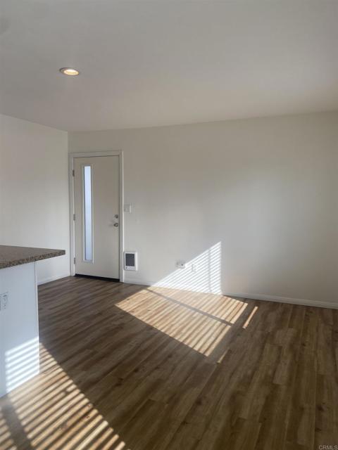 Building Photo - 721 S Cedros Ave