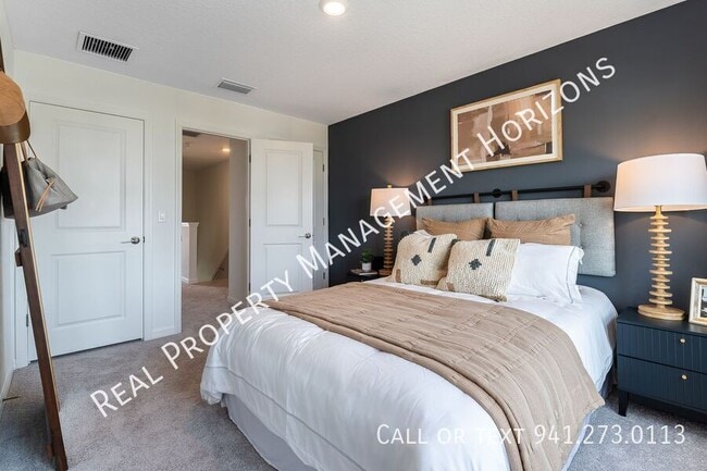 Building Photo - 16610 San Nicola Pl