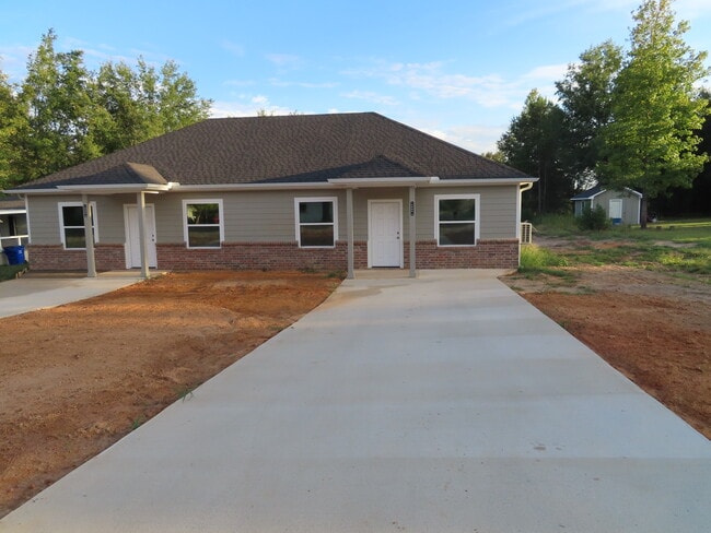Primary Photo - 12885 County Rd 433