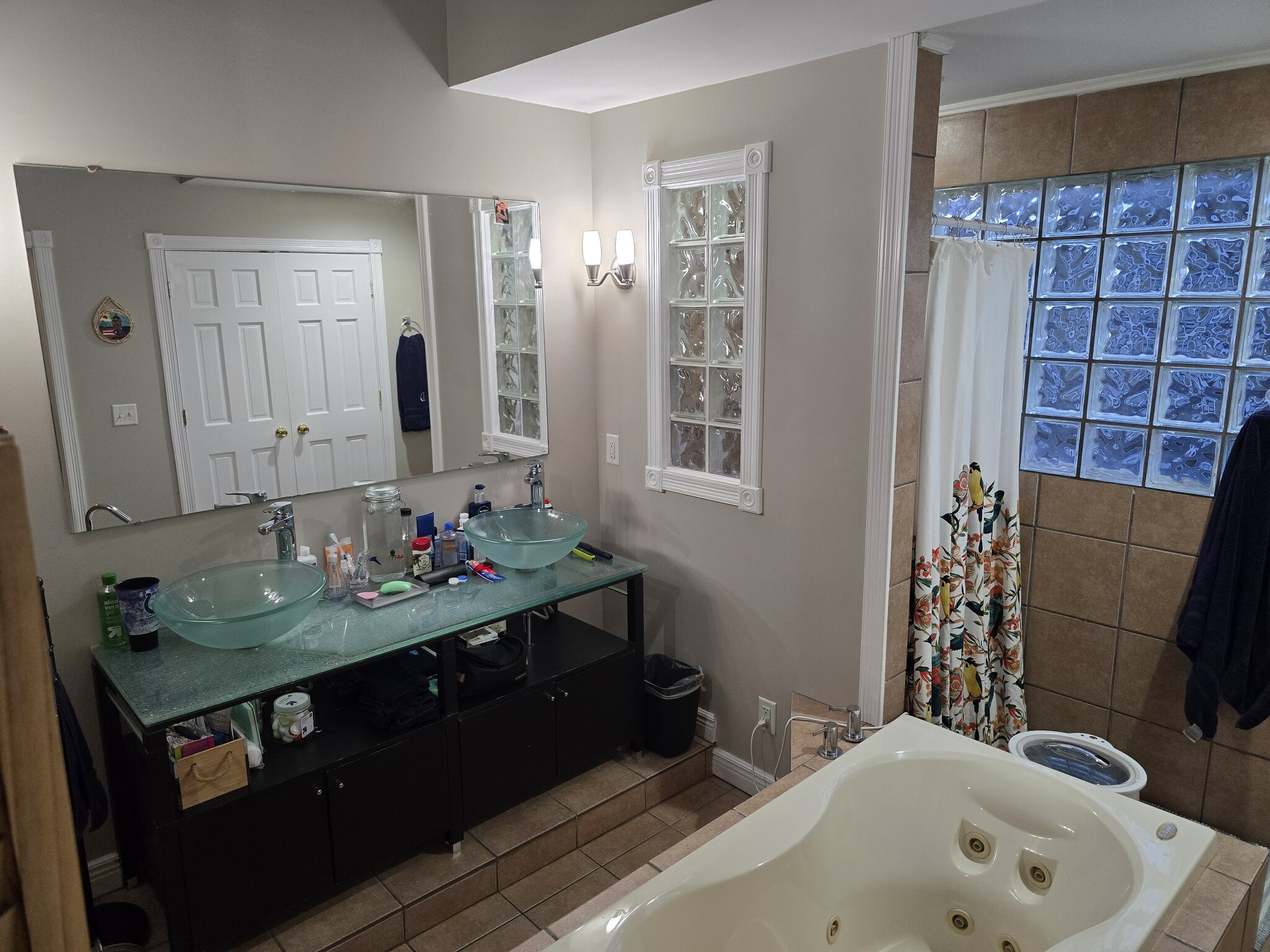 primary bathroom vanity and stall shower - 407 N Arsenal Ave