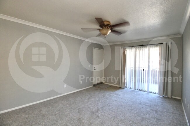 Building Photo - 1720 E Thunderbird Rd