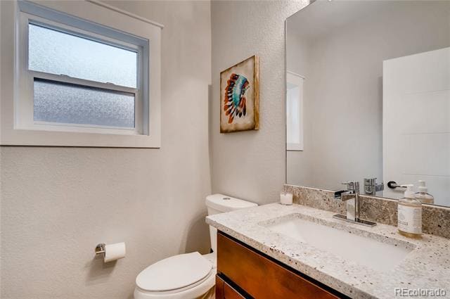 Building Photo - 2901 W 20th Ave