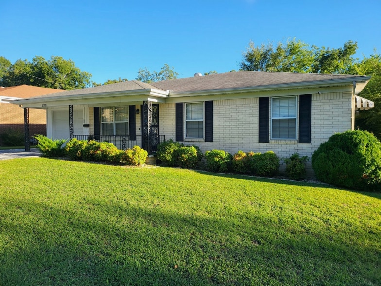 Building Photo - 6901 Princess Dr