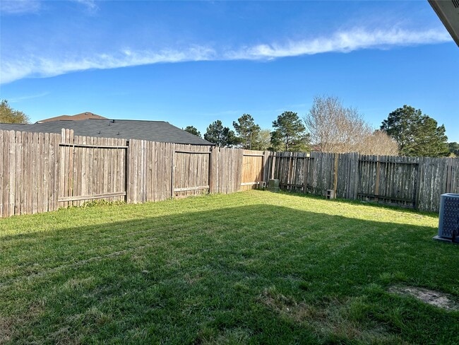 Building Photo - 4258 Medina River Loop