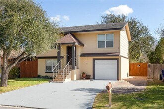 Building Photo - 15 S 27th St