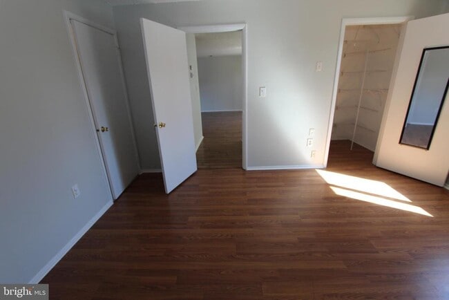 Building Photo - 2315 Aspen Dr