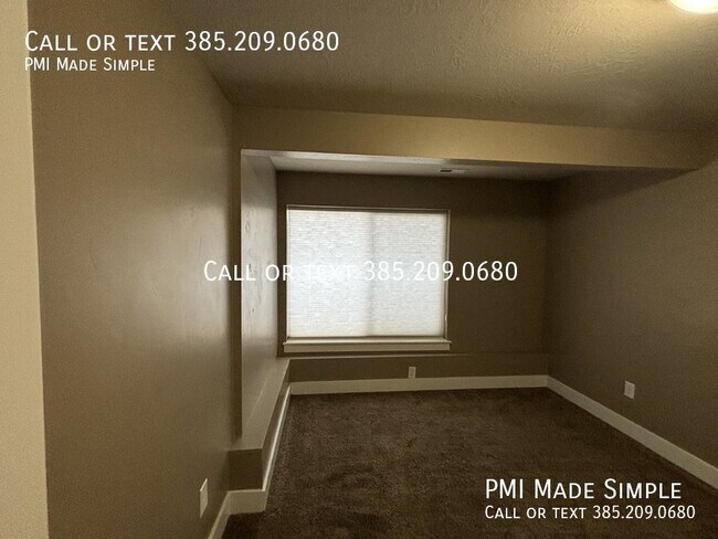 Building Photo - 2302 S Long Dr