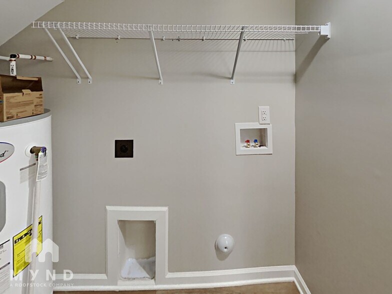 Building Photo - 1402 A Neely St